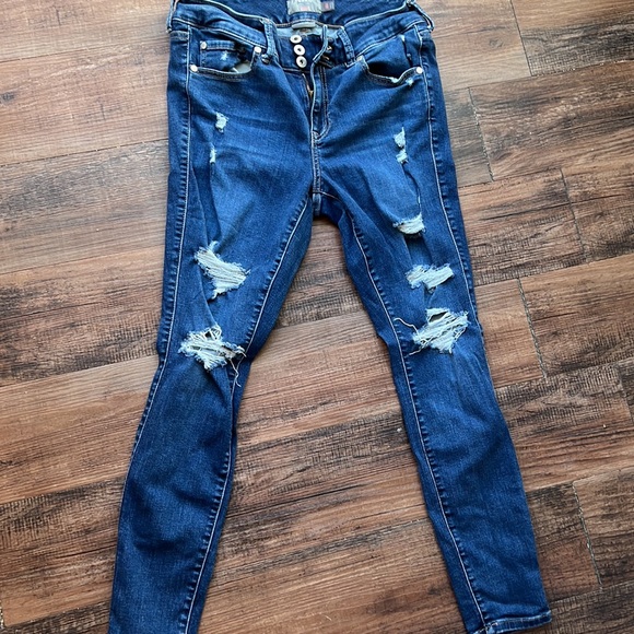 TORRID RIPPED JEGGINGS - Picture 3 of 4